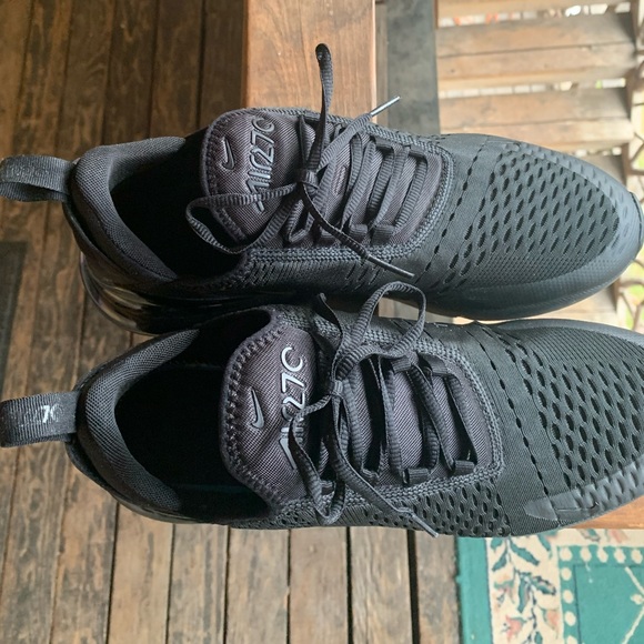 Nike Air Sneakers - Picture 2 of 4